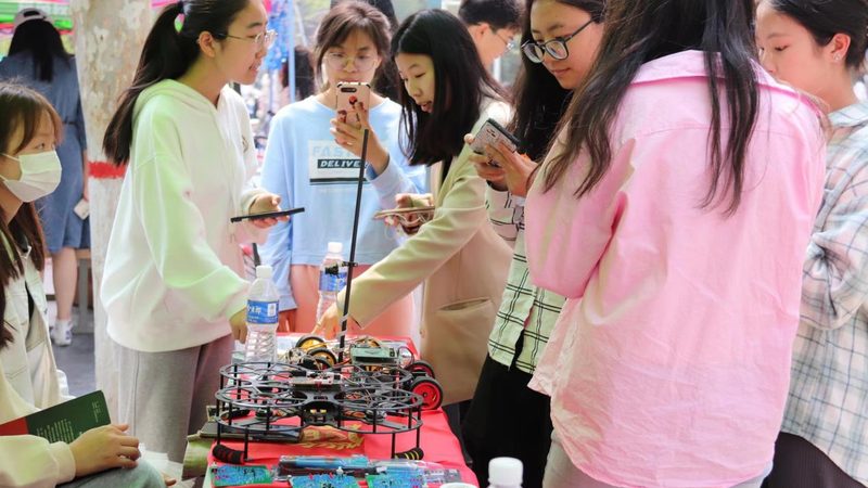 API网关与反向代理：功能差异与适用场景解析